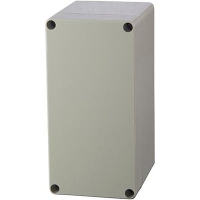 Lukket Fibox monteringskasse i lysegrå polycarbonat, model PC081610, med dimensionerne 80 x 160 x 95mm, præsenteret på hvid baggrund.