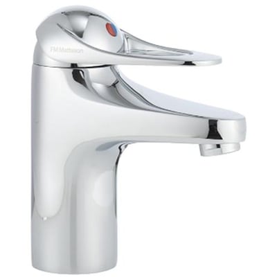 FMM 9000E håndvaskarmatur i krom med en enkelt grebsbetjening og blankpoleret overflade, vist på hvid baggrund.
