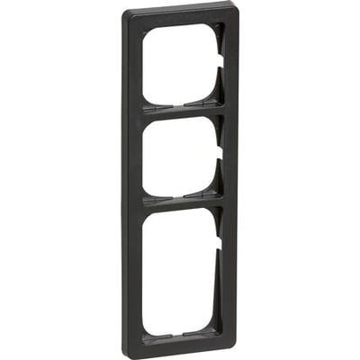 LK FUGA Baseline 63 ramme i koksgrå, med plads til 3½ modul indsats, vist forfra.