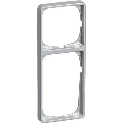 LK FUGA Baseline 50 ramme i stålmetallic, 2½ modul, med plads til to indsatser, vist lodret forfra.