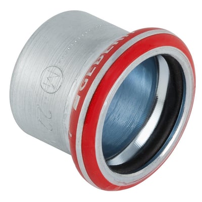 Nærbillede af Geberit Mapress el-forzinket kappe, 22 mm, der fremhæver den røde tætningsring og prægningen 'GEBERIT'.