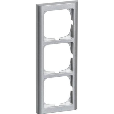 LK FUGA Softline 63 lodret ramme i stålmetallic med plads til tre 1-moduls indsatser.