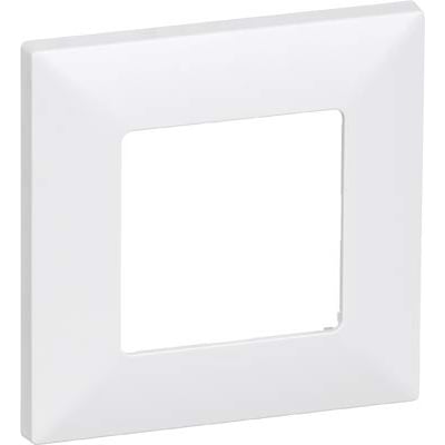 Hvid LK FUGA CE60 ramme til europadåse, 1 modul, vist forfra med en kvadratisk åbning i midten.