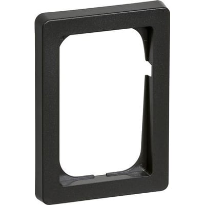 Lauritz Knudsen LK FUGA Baseline 63 ramme, 1½ modul, koksgrå, vist lige forfra isoleret på hvid baggrund.