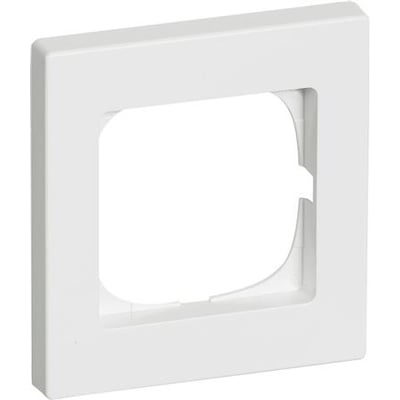 LK FUGA Baseline 68 ramme i hvid plast, 1 modul bred og 1 modul høj, med et firkantet udskæringshul.