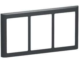 Lauritz Knudsen LK FUGA Soft designramme i koksgrå til 3x1½ modul, med en standard overflade.