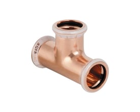 Geberit Mapress T-stykke i kobber med 35 mm diameter, vist fra siden med fokus på samlingen og Geberit logo.