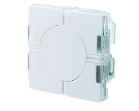 Carlo Gavazzi Aurora 4-trykk, modell B4X-LS4-U, med fire hvite knapper sett skrått forfra.