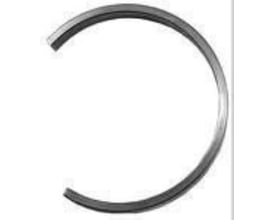 SKF afstandsring FRB 3.5/85, en C-formet metalring fremstillet til præcis justering i industrielle applikationer.