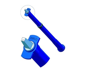 Isiflo universal hybrid garniture, type 447, i blå med isoleret bundadapter og synlige samlinger, som passer til DN25-50 ventiler.