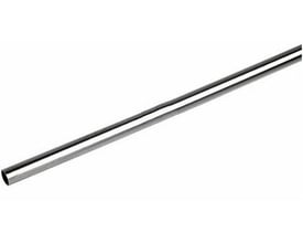 Purus 10 mm forkromet kobberrør på 1,20 meter, vist diagonalt fra venstre mod højre, med tydelig fokus på rørets dimensioner.