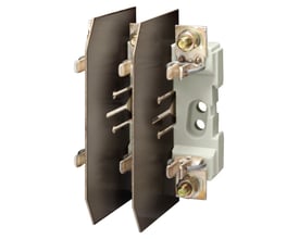 Siemens NH-sikringsholder, 3-polet, str. 00, 160A og 690V monteret på isoleret baggrund for sikker elektrisk installation.