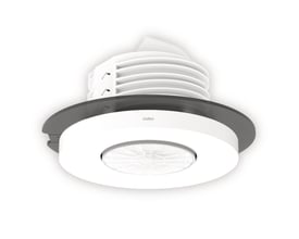 Niko P42MR tilstedeværelsessensor i hvid plast, med en 12-13m rækkevidde og 360° dækningsvinkel, til planforsænket loftmontering.