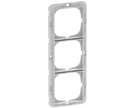 Lauritz Knudsen LK FUGA teknisk monteringsramme til 3 moduler i grå plast med standard overflade, klar til installation af designramme.