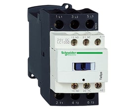 Schneider Electric TeSys D LC1D32V7 kontaktor med 32A AC3-strøm og 400V spolespænding.