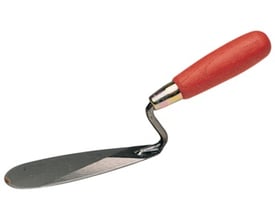 Eskimo skelske 170 mm med et 60 mm bredt og 170 mm langt blad i metal og et rødt træhåndtag.