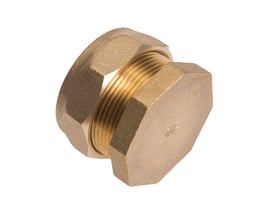 Conex Pex slutmuffe i messing med en 10 mm gevinddiameter og en sekskantet ende til montering.