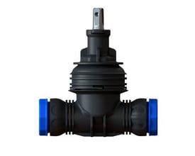 Isiflo Ecoline stikledningsventil i sort komposit med 32 mm diameter, PN16 og blå endestykker, vist på hvid baggrund.