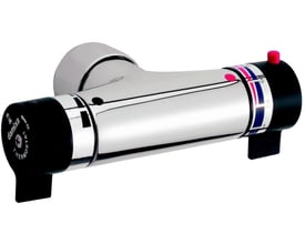 Damixa komplet renoveringstermostat i krom med sort betjeningshåndtag og temperaturindikator. Passer til indbygningsbatterier med rund kugletap.