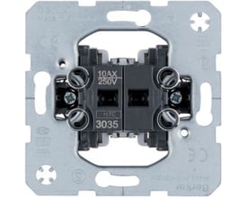 Detaljeret billede af Berker kroneafbryderindsats med fokus på mærkning: 10AX 250V, H7C 3035, Made in Germany.