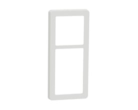 LK FUGA Base 63 design ramme i hvid, 2½ modul bredde og 1 modul højde, vist fra fronten på hvid baggrund.