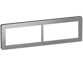 LK FUGA Pure dobbelt designramme i stål (metal) til 2x2 moduler, vist uden midtersprosse på hvid baggrund.