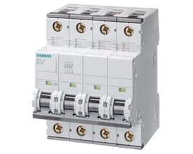 Siemens automatsikring 6kA, 3P+N, C, 25A, 440V, med skrueklemmer og 4 poler i hvidt plastmateriale.