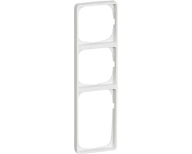 LK FUGA Baseline 50 ramme, hvid, med plads til 3 moduler vertikalt, vist forfra.