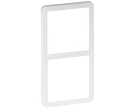 LK FUGA Slim designramme i hvid, 2 modul bredde og 2 modul højde, med en dybde på kun 5 mm.