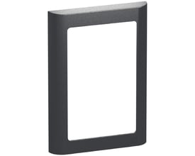 LK FUGA Soft 63 designramme i koksgrå med plads til 1½ modul, fremstillet i robust plast.