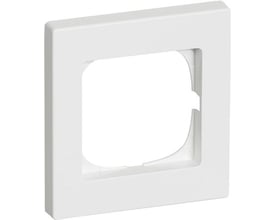 LK FUGA Baseline 68 ramme i hvid plast, 1 modul bred og 1 modul høj, med et firkantet udskæringshul.