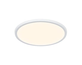 Nordlux Oja loftlampe i hvid plast med en diameter på 29,4 cm og 1600 lumen, lyser med varmt lys.