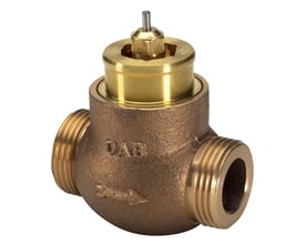 Danfoss VMA15 2-vejs sædeventil i messing med udvendigt 3/4" gevind og PN16 trykklasse, vist fra siden.