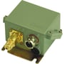 Danfoss KPS 43 pressostat i grøn farve med messing tilslutning og 1-10 bars justeringsområde. Robust og kompakt design.