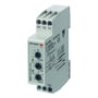 Carlo Gavazzi DAC51CM24 stjerne/trekant-timer sett skrått på nært hold, med dreieknappene på fronten og merkede terminaler.