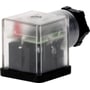 Danfoss 13,5 mm kabelstik med lysdiode til 24V systemer, vist med dens sorte base og gennemsigtige kabinet.