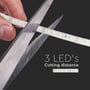 V-TAC LED-strip på 5 meter, vist ved en saks som klipper mellom tre LED-er ved markeringen.