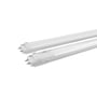 LEDlife SENS120M T8 LED-rør sett på skrå fra enden, der G13-sokkelens metallpinner og sensorhuset er synlige.
