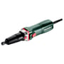 Metabo GE 950 G rettsliper på 950 W sett skrått forfra med svart, avlangt girhus og synlig spennhylse.